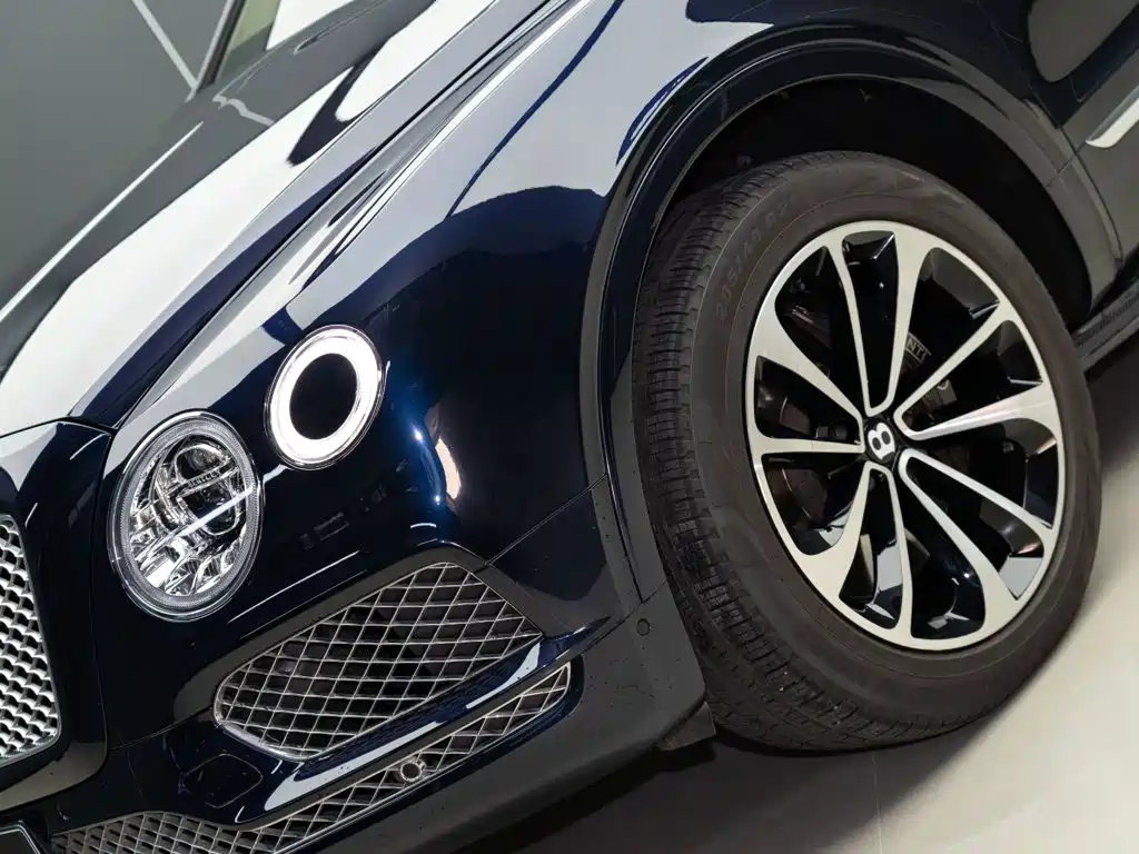 Bentley Bentayga — миниатюра 2