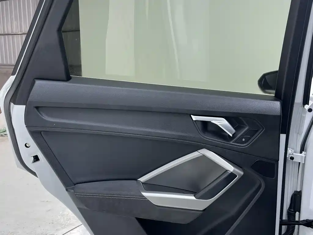 Audi Q3 — миниатюра 20