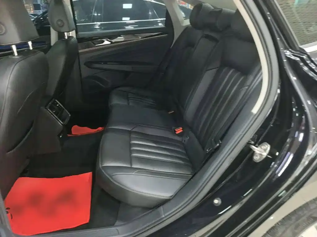 Volkswagen Passat — миниатюра 17