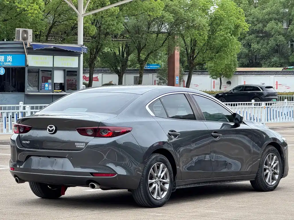 Mazda 3 Axela — миниатюра 9