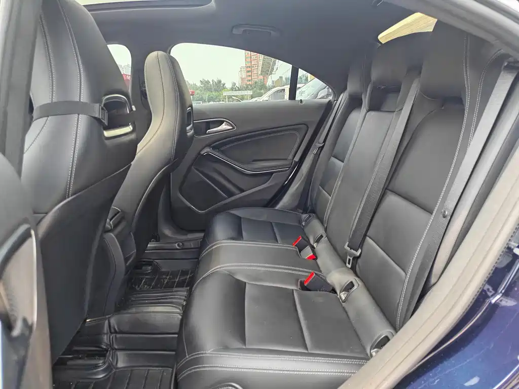 Mercedes-Benz CLA (Import) — миниатюра 13
