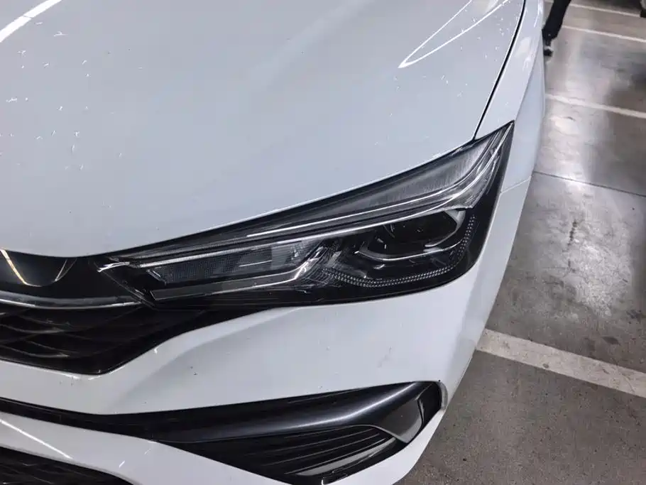 Roewe i5 — миниатюра 5