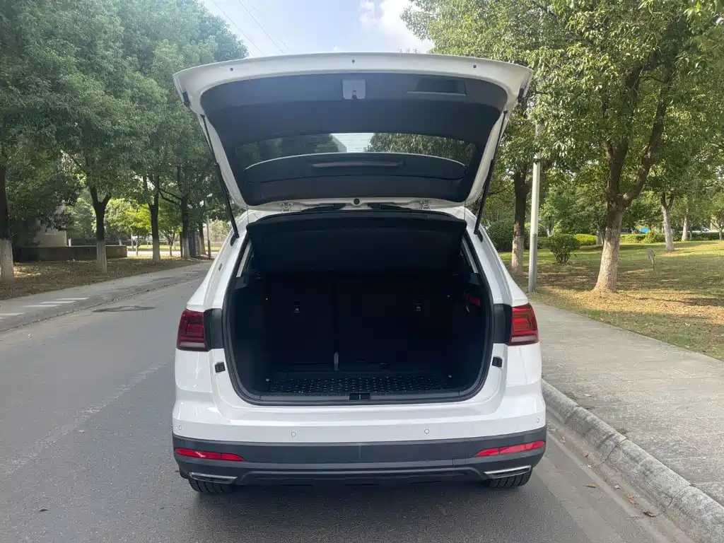Volkswagen Tharu — миниатюра 13