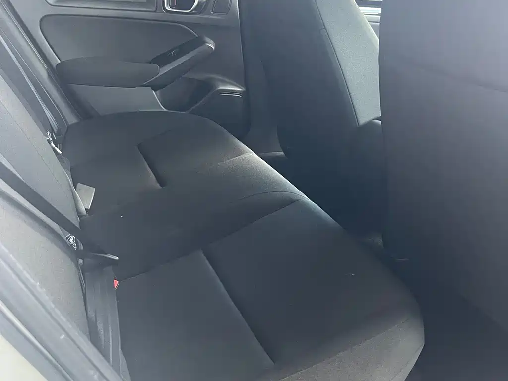 Honda Civic — миниатюра 9