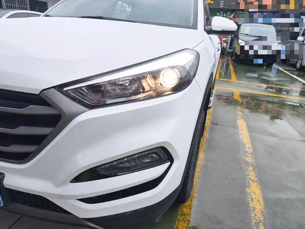 Hyundai Tucson — миниатюра 24