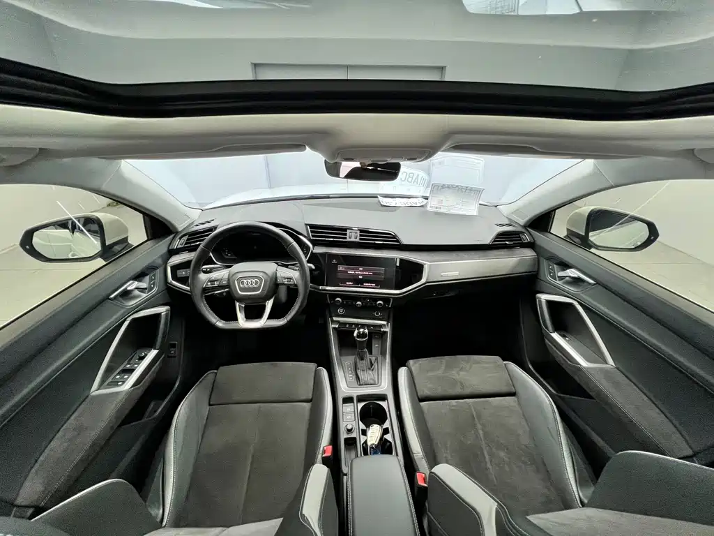 Audi Q3 — миниатюра 8