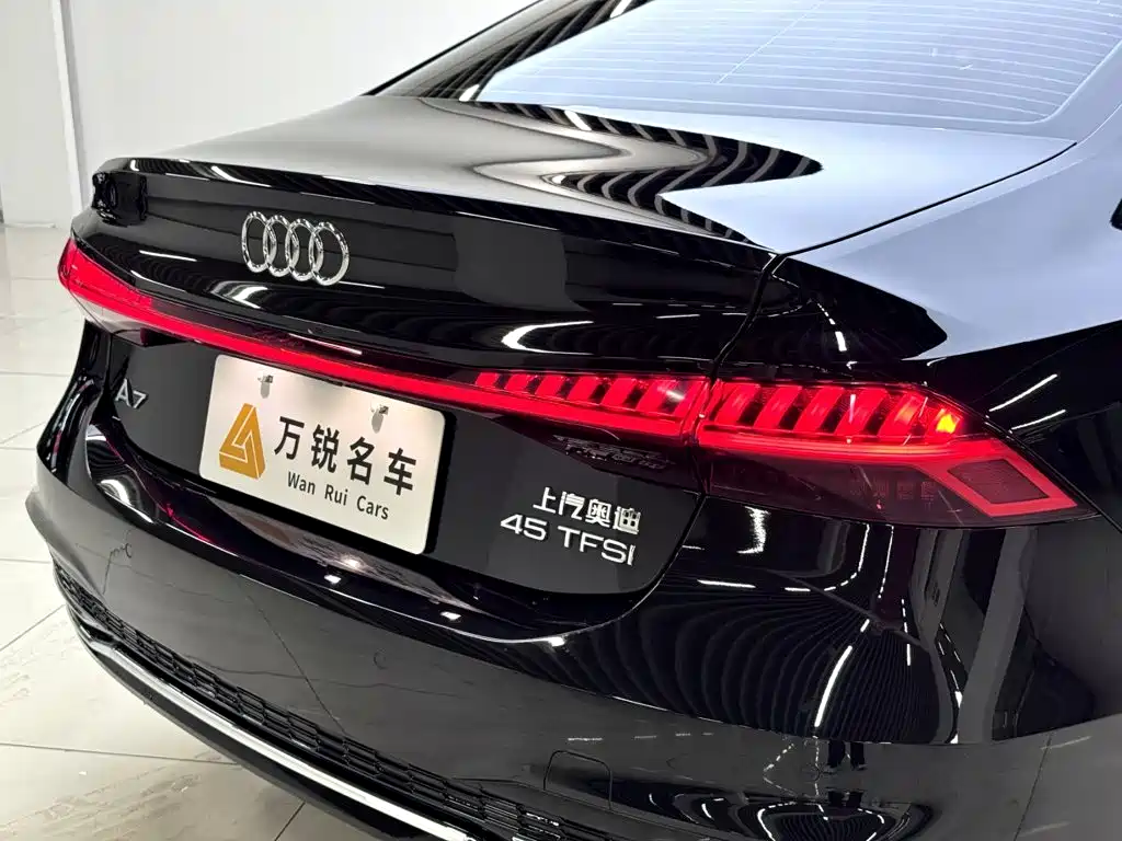 Audi A7L — миниатюра 7
