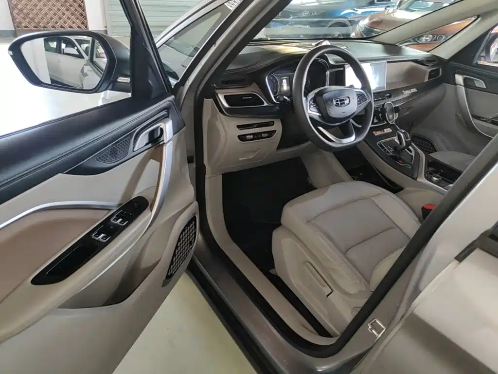 Geely Jia Ji — миниатюра 16