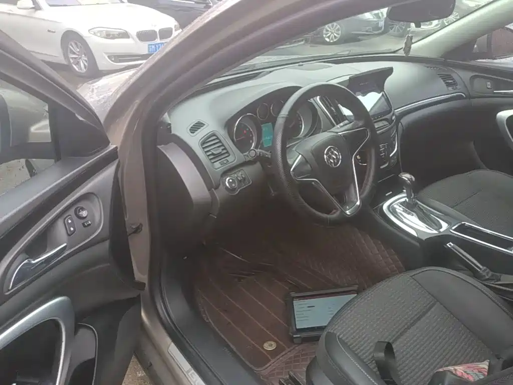 Buick Regal — миниатюра 16