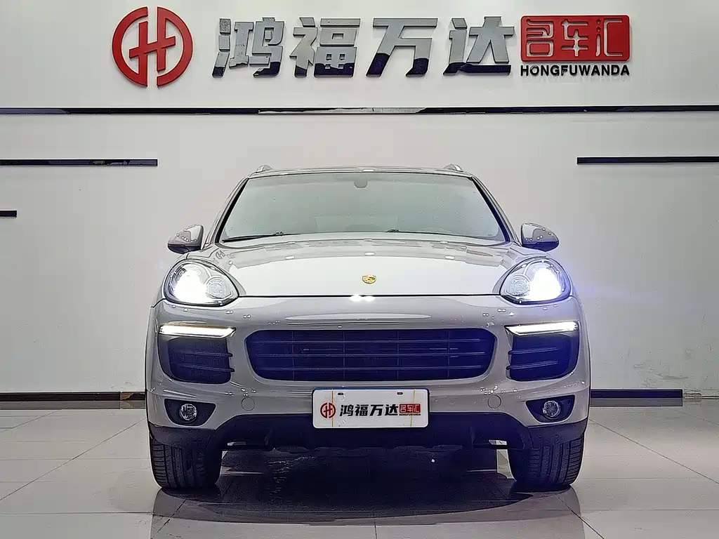 Porsche Cayenne — миниатюра 2