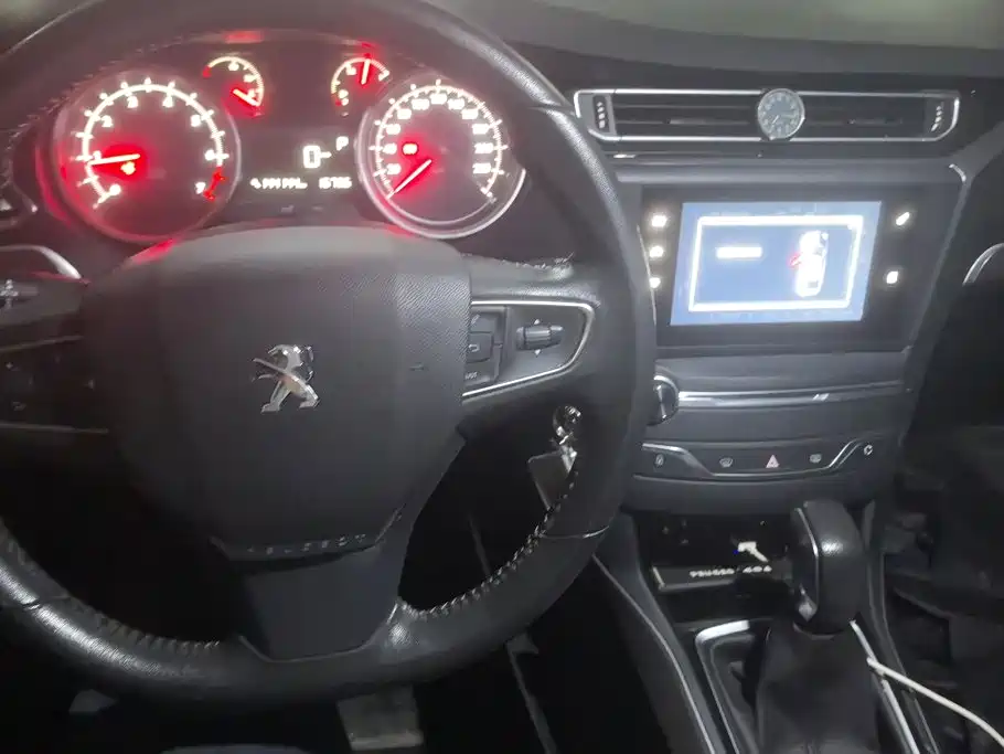 Peugeot 408 — миниатюра 12