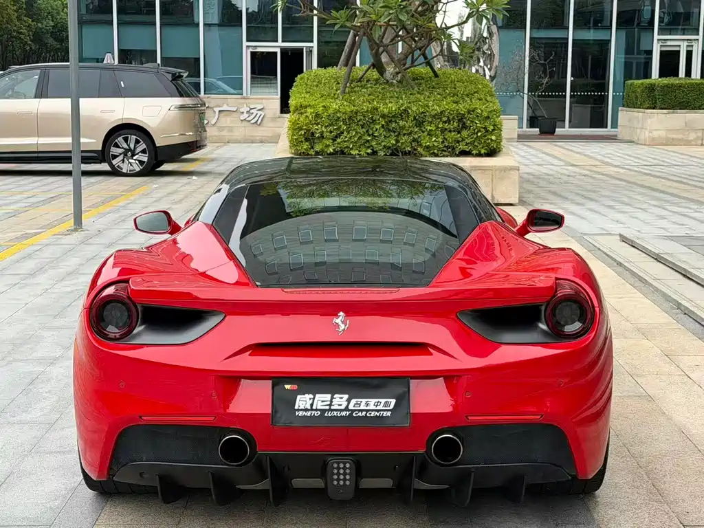 Ferrari 488 — миниатюра 10