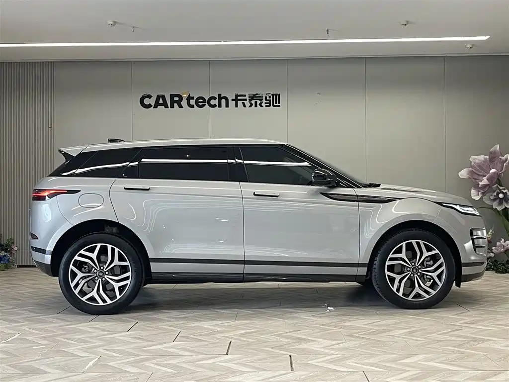 Land Rover Range Rover Evoque 2024 L SE