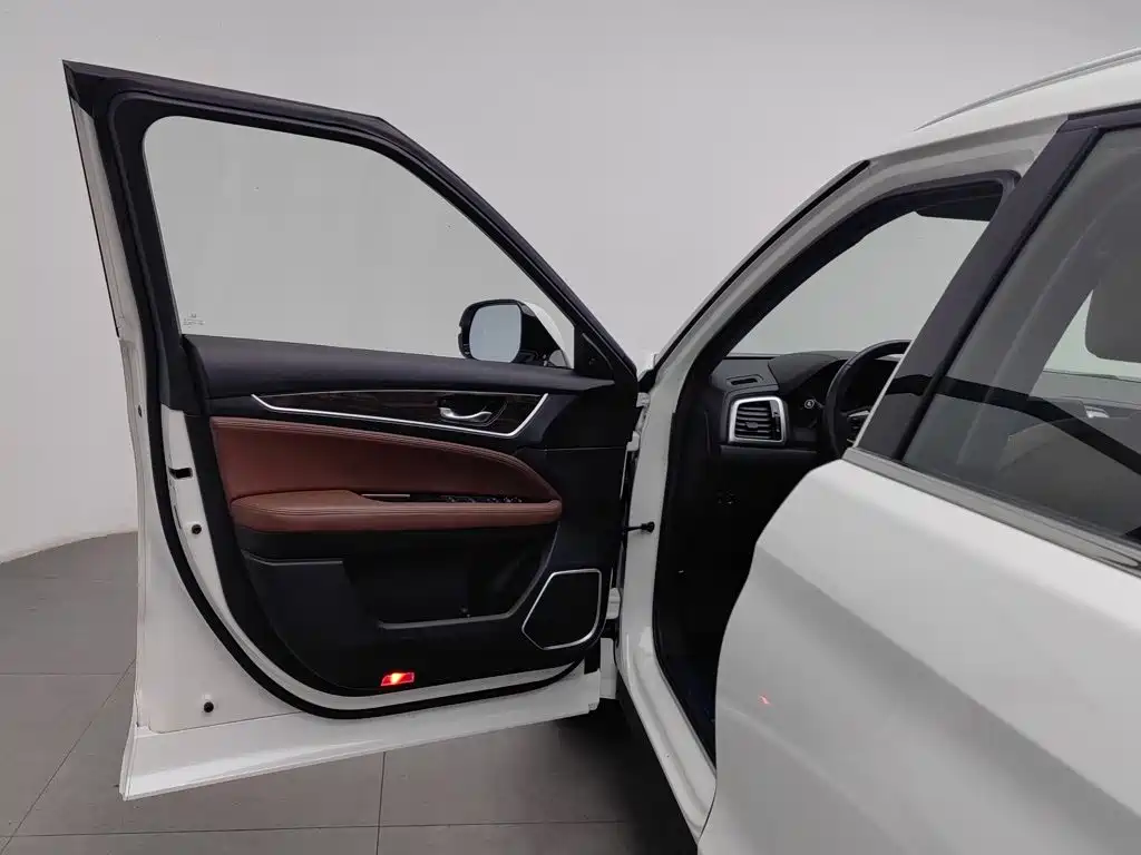 Honda UR-V — миниатюра 8