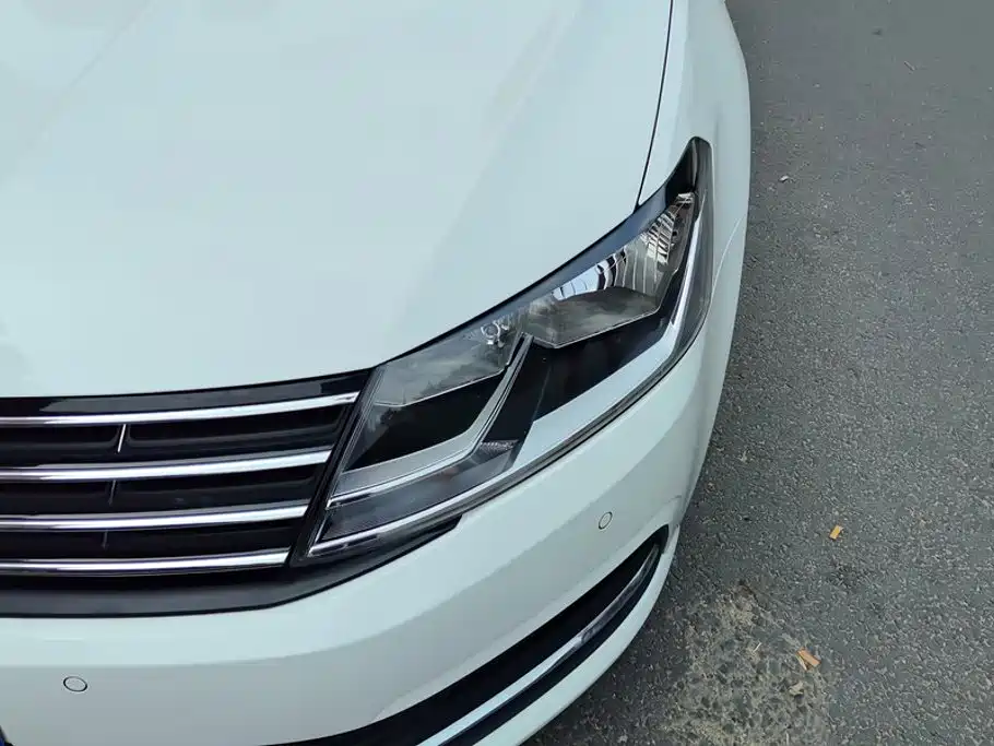 Volkswagen Lavida — миниатюра 5