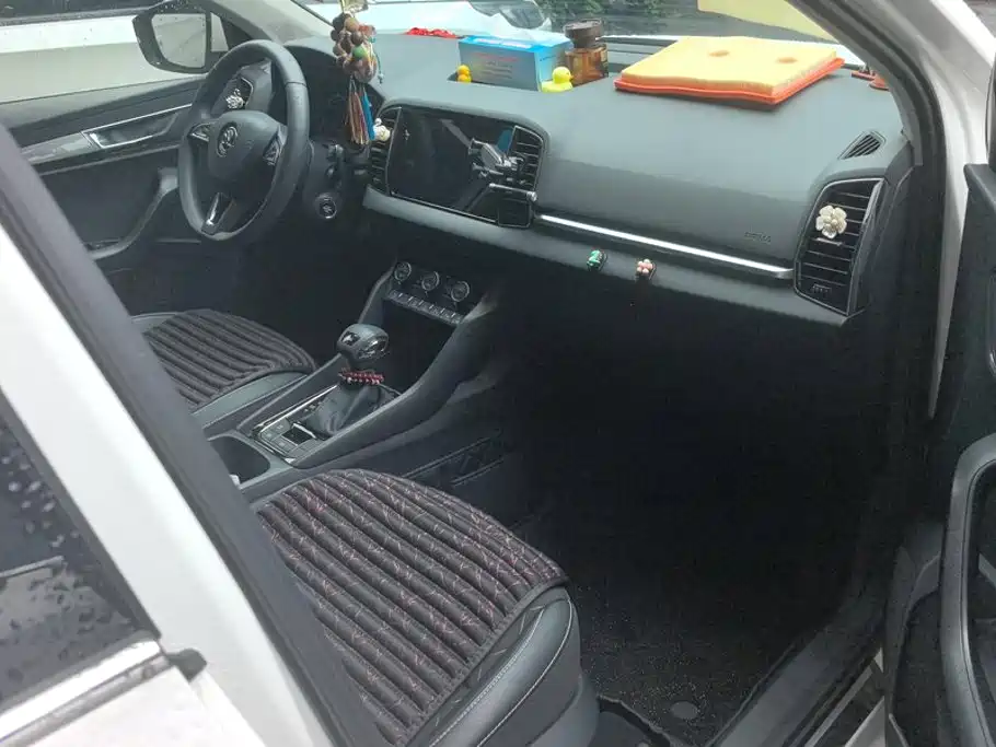 Skoda Karoq — миниатюра 8