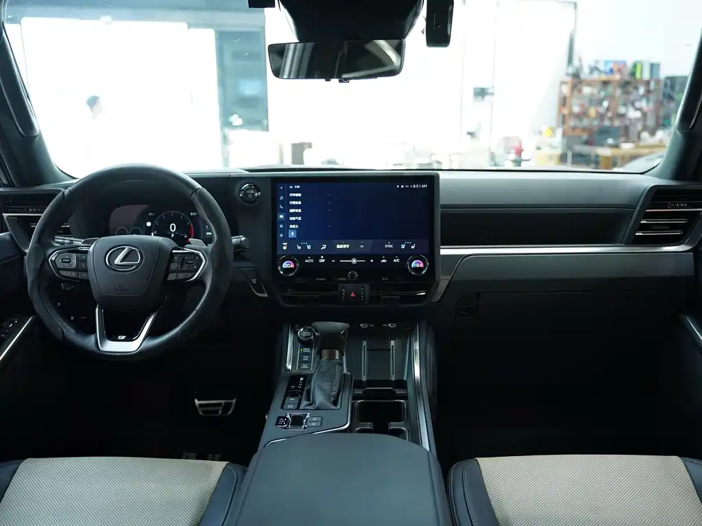 Lexus GX — миниатюра 15