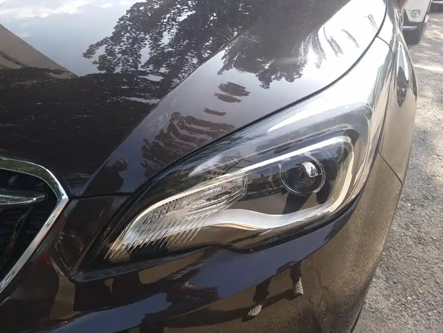 Buick Envision Plus — миниатюра 5