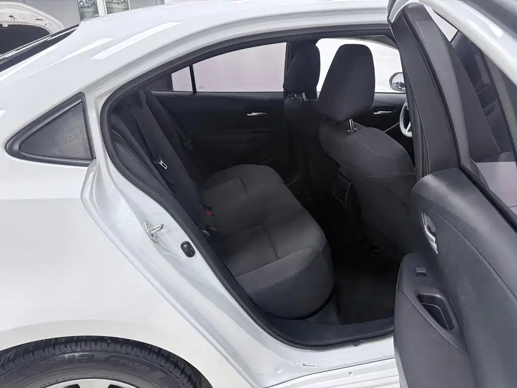 Toyota Corolla — миниатюра 11