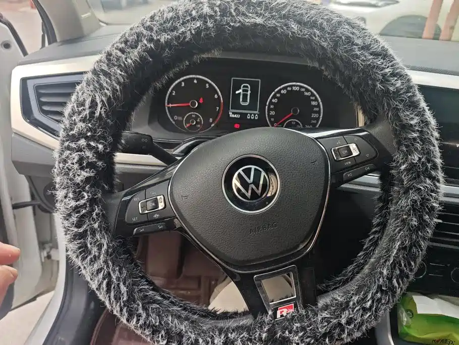 Volkswagen Polo — миниатюра 14