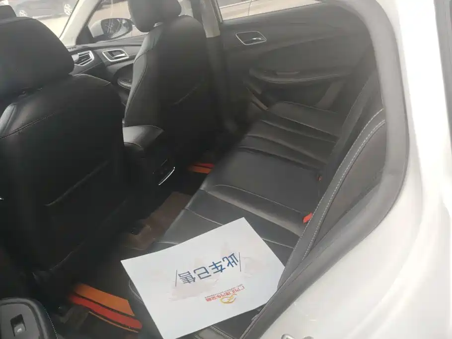 Roewe i5 — миниатюра 11