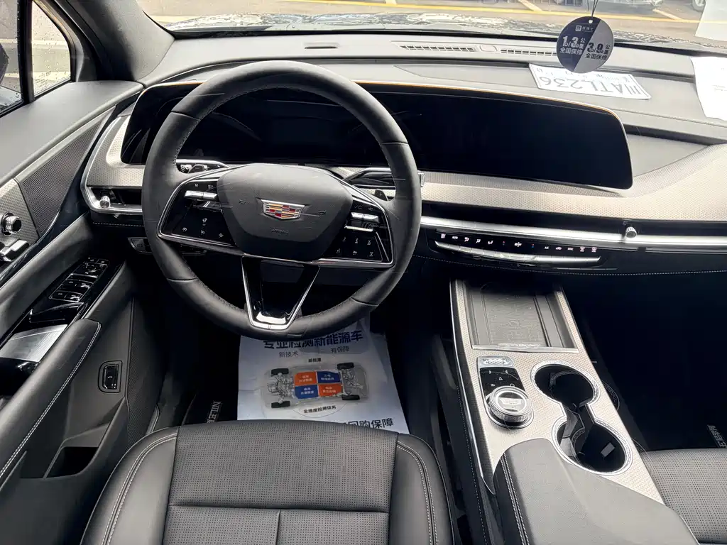 Cadillac XT5 — миниатюра 9