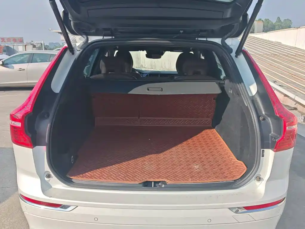 Volvo XC60 — миниатюра 15
