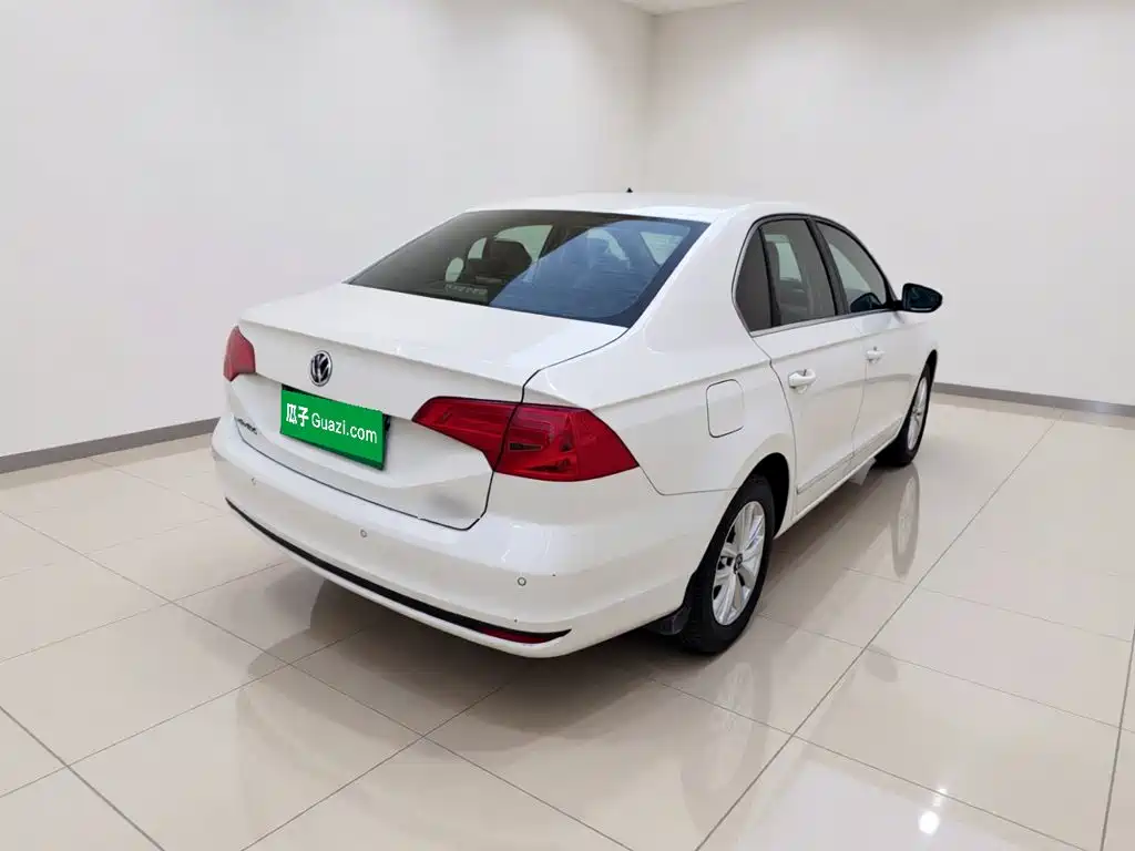 Volkswagen Bora — миниатюра 4