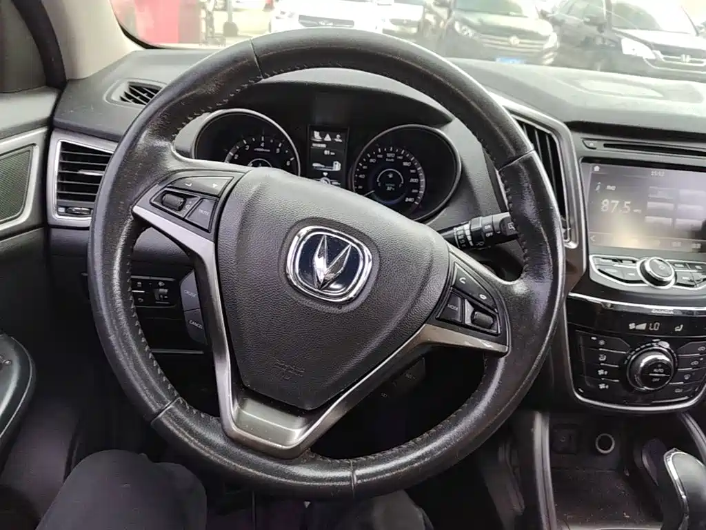 Changan CS75 — миниатюра 11