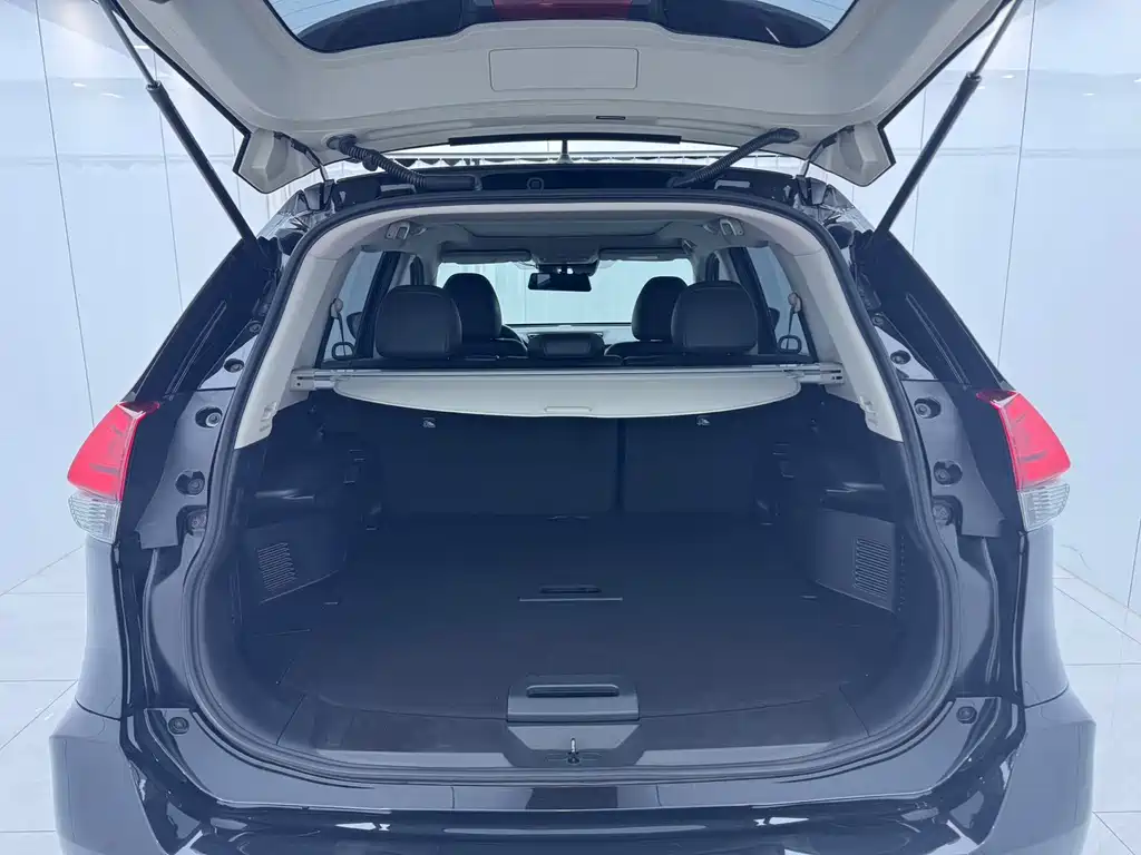 Nissan X-Trail — миниатюра 15