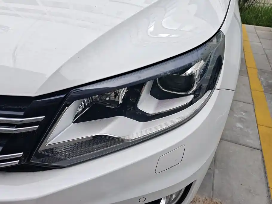 Volkswagen Tiguan — миниатюра 5