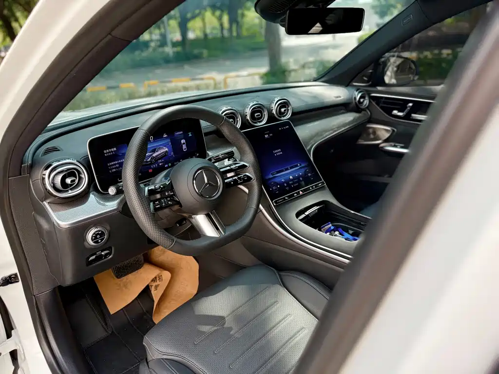 Mercedes-Benz C-Class — миниатюра 20