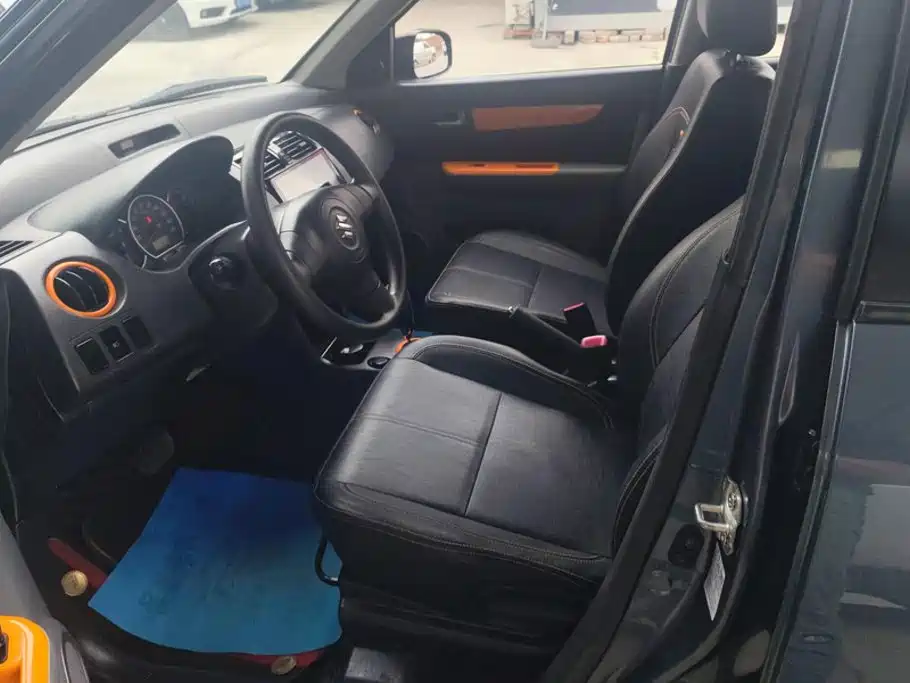 Suzuki Swift — миниатюра 9