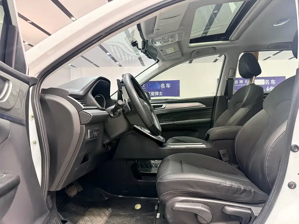 Haval M6 — миниатюра 8