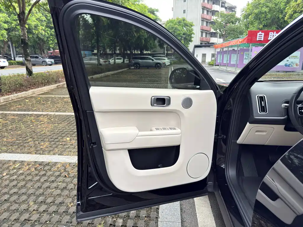 Li Auto Li L7 — миниатюра 17