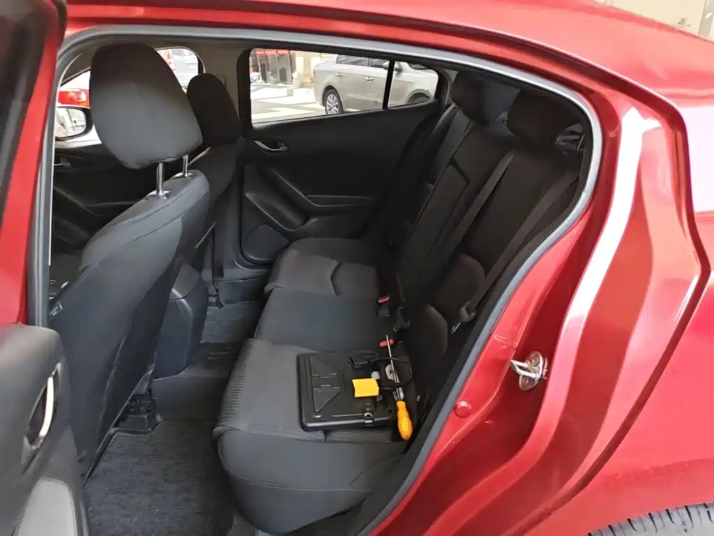 Mazda 3 Axela — миниатюра 17