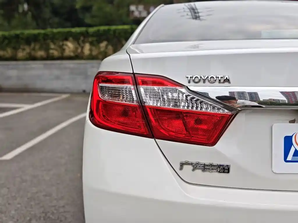 Toyota Camry — миниатюра 28