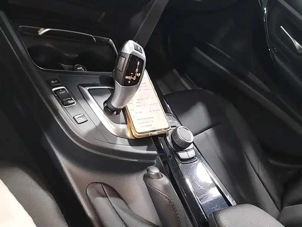 BMW 3 Series — миниатюра 14