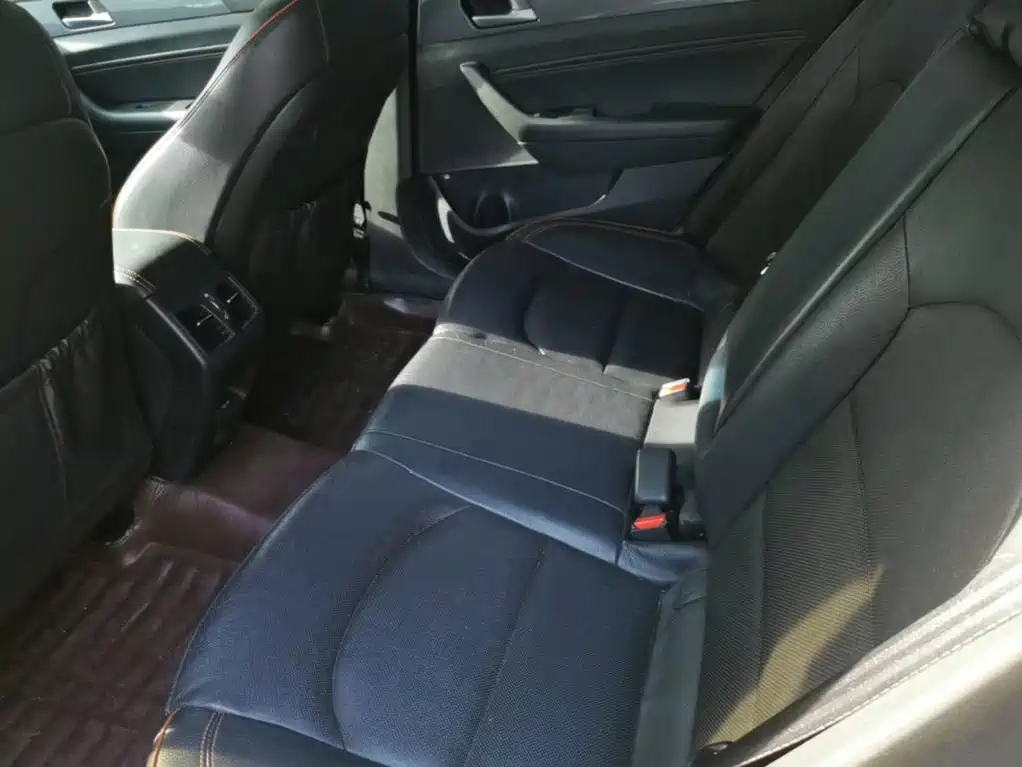 Hyundai Sonata — миниатюра 17