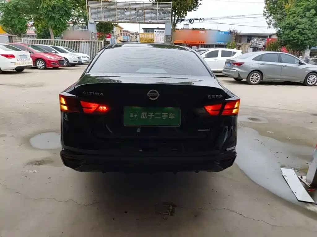 Nissan Teana — миниатюра 6