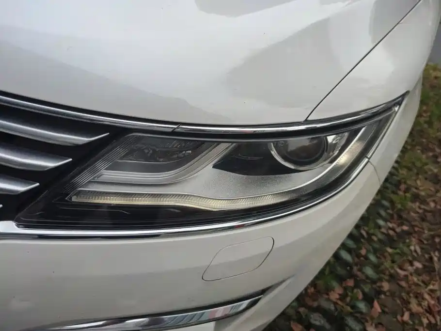 Lincoln MKC — миниатюра 5
