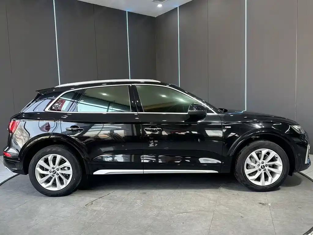 Audi Q5L 2022 40T Luxury