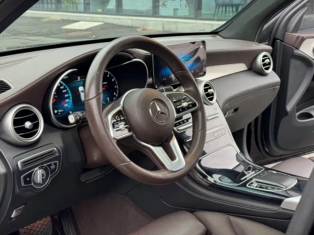 Mercedes-Benz GLC — миниатюра 5