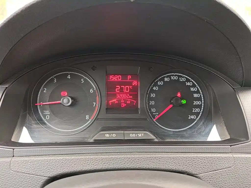 Volkswagen Santana — миниатюра 12