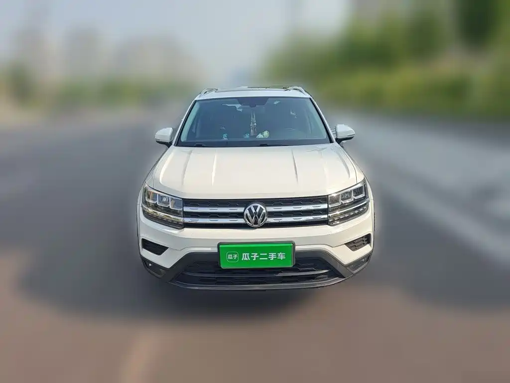 Volkswagen Tharu — миниатюра 2