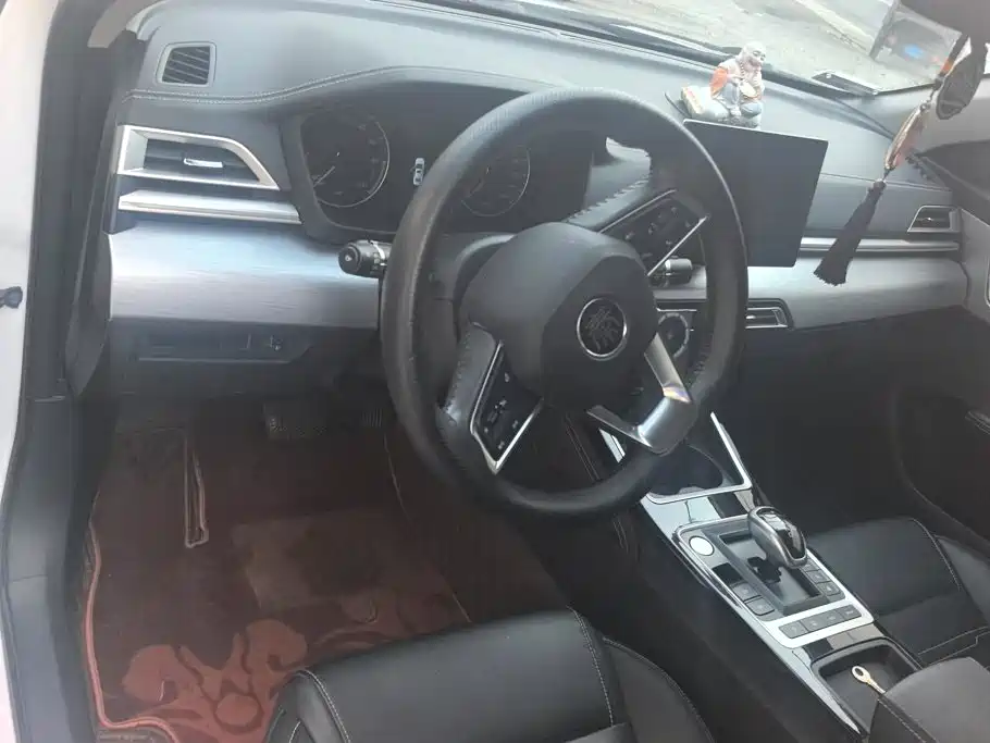 BYD Qin NEV — миниатюра 12