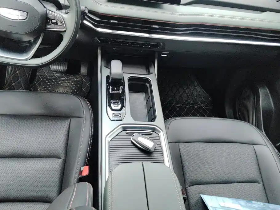 Geely Haoyue L — миниатюра 15