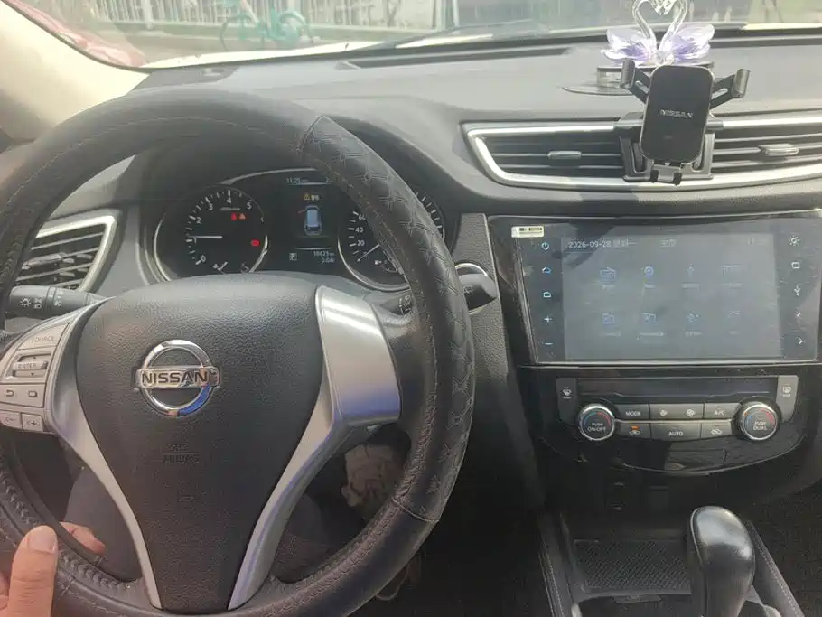 Nissan X-Trail — миниатюра 13