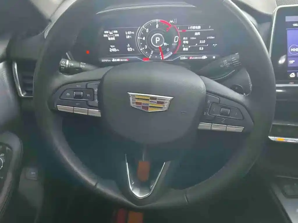 Cadillac CT5 — миниатюра 11