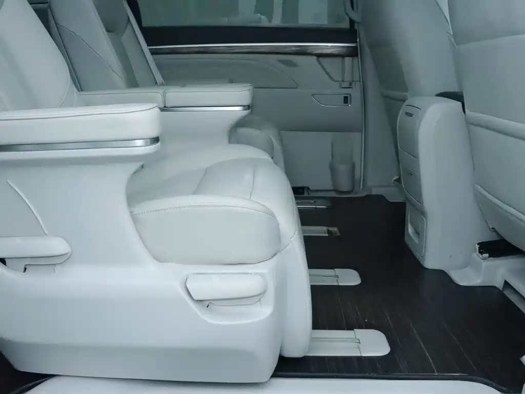 GAC Motor M8 320T Premium Edition, фото 12